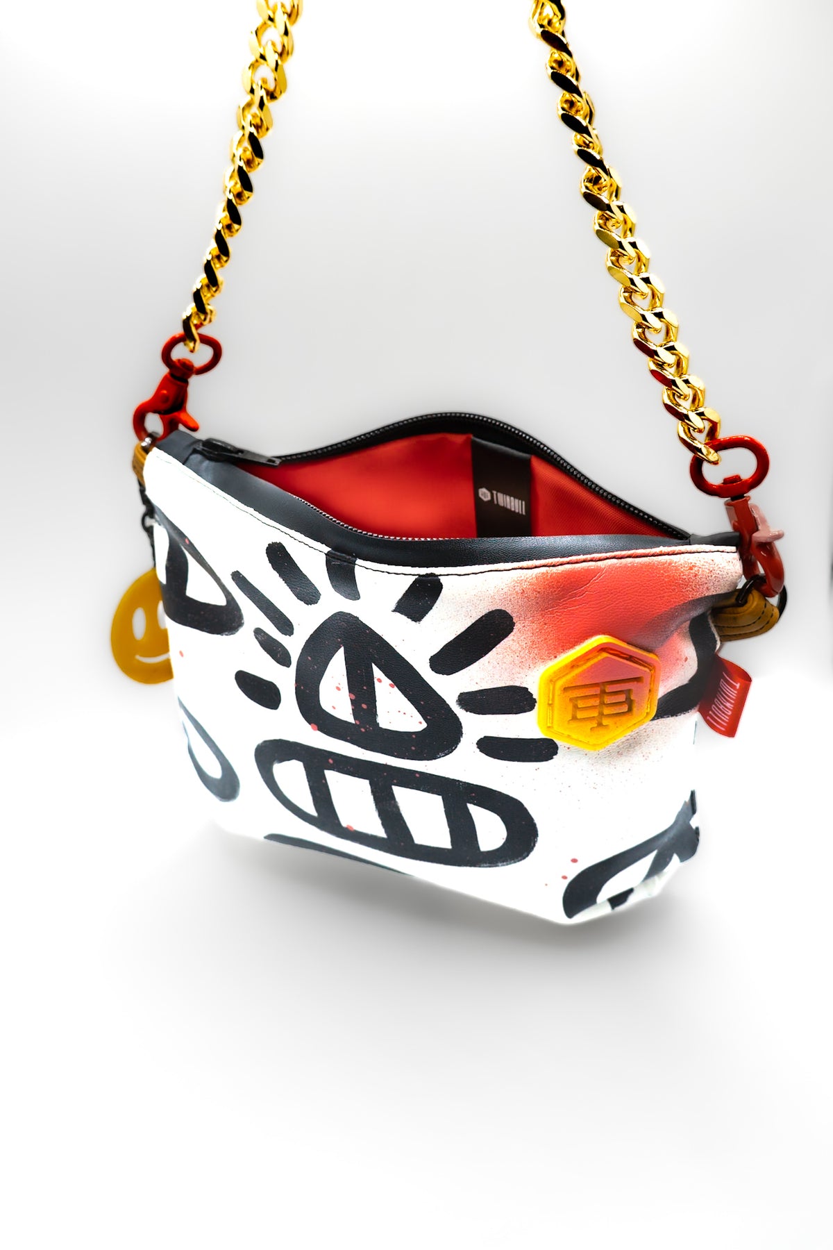 Pouch No. 003, handmade TWINBULL bag, alternate view 8