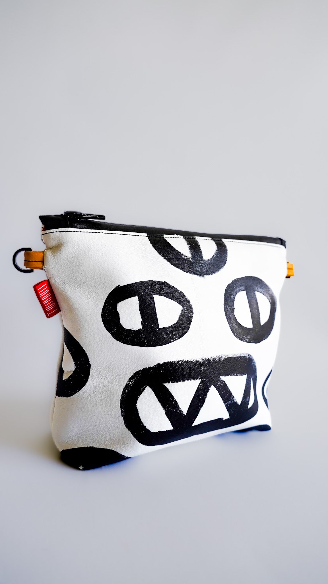 Pouch No. 001, handmade TWINBULL bag, alternate view 5